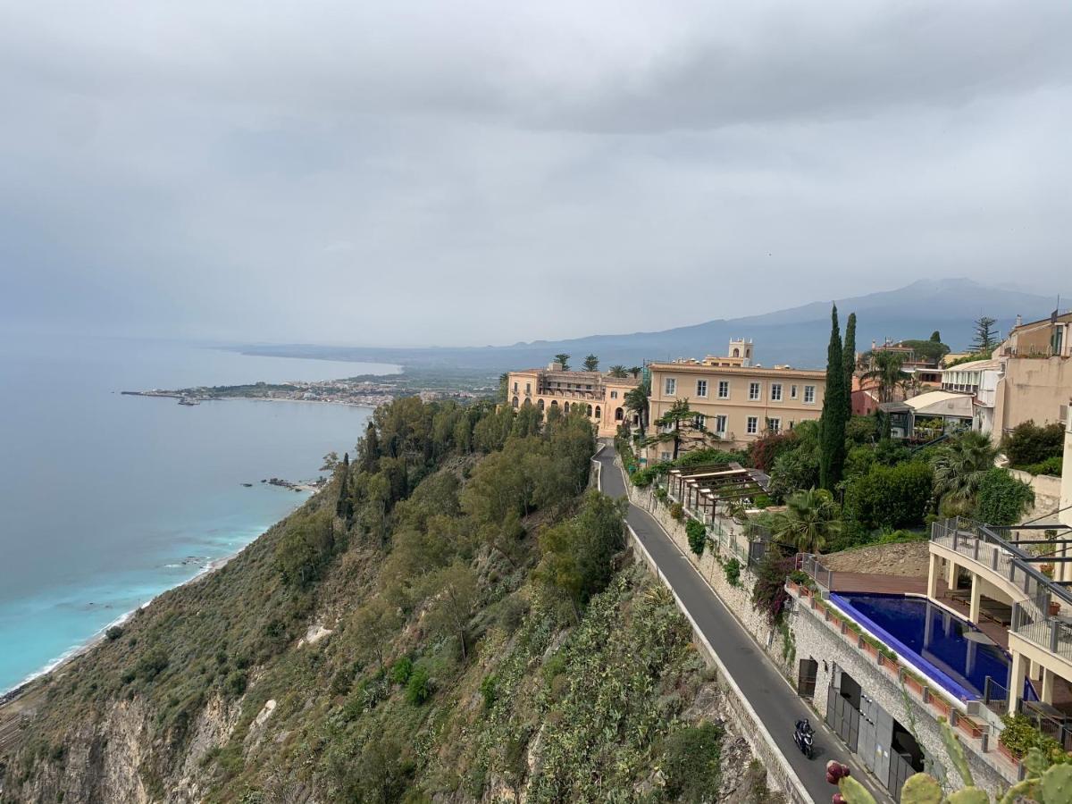 Panoramic Taormina Bay View Apartman Kültér fotó